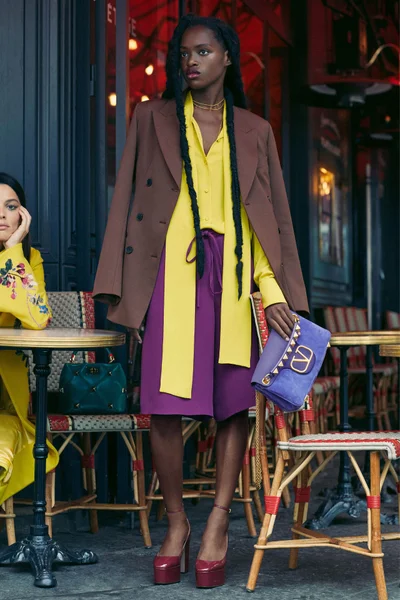 Look 14